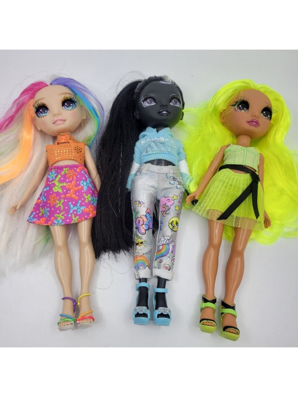 RAINBOW HIGH Lot of 3 Dolls w/ Clothes & Shoes - EUC Budget version (not jointed